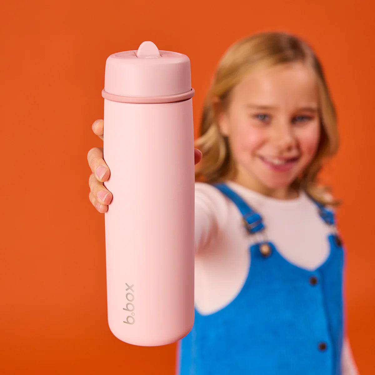 b.box 690mL Insulated Flip Top Bottle - blush crush