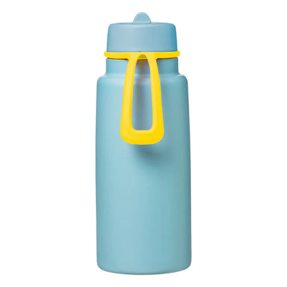 b.box Insulated Flip Top 1 Litre Bottle - pool side