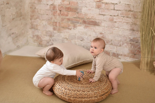 Organic Long Sleeve Bodysuit - Hazelnut